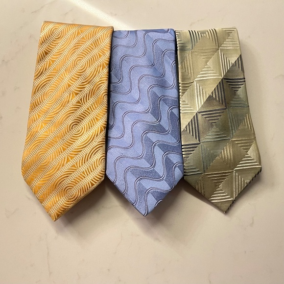 Lot of 3 Silk Ties - Picture 2 of 16
